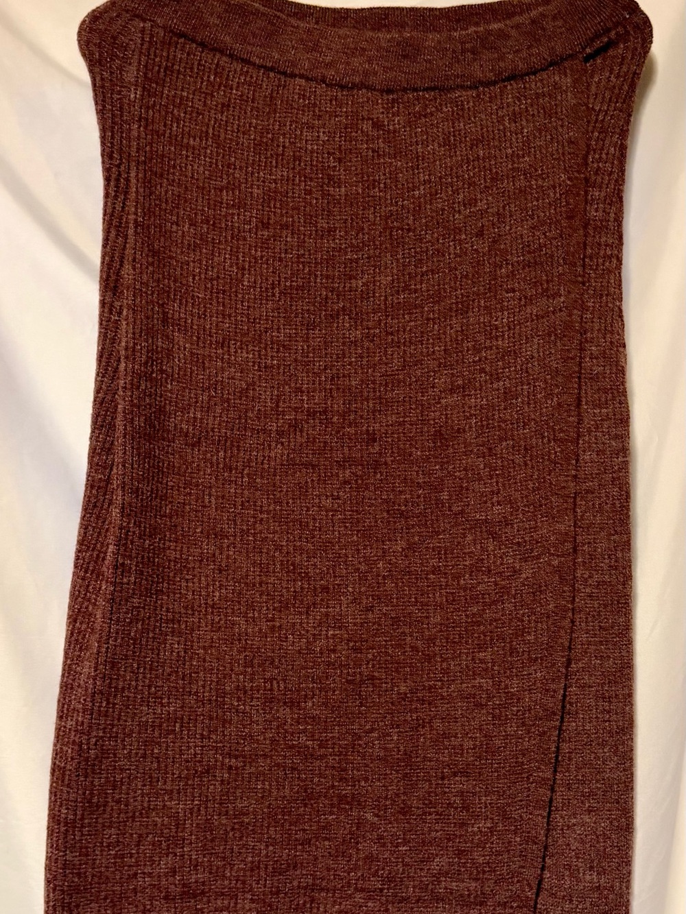 Cozy Ribbed Knit Skirt in Burgundy